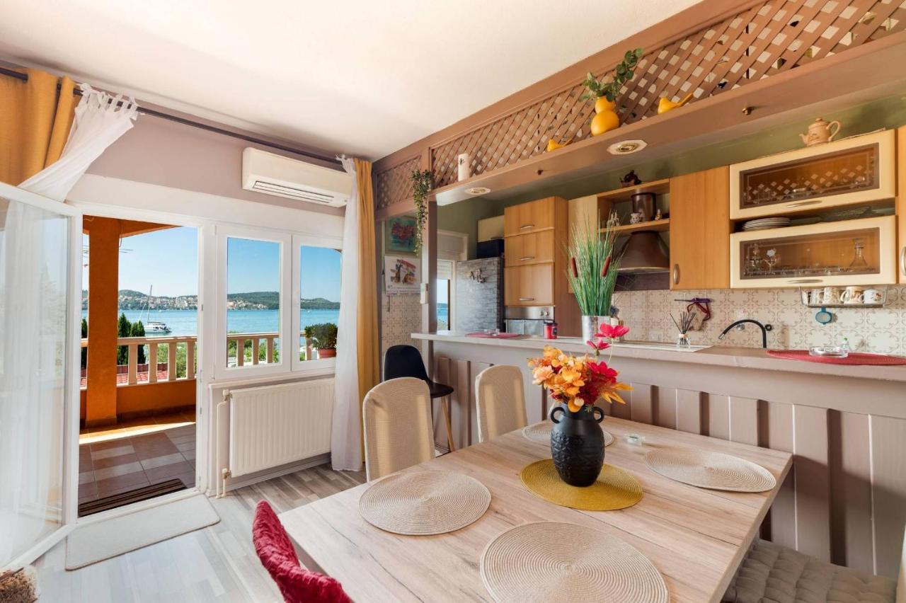 Apartment Lotus Trogir Dış mekan fotoğraf