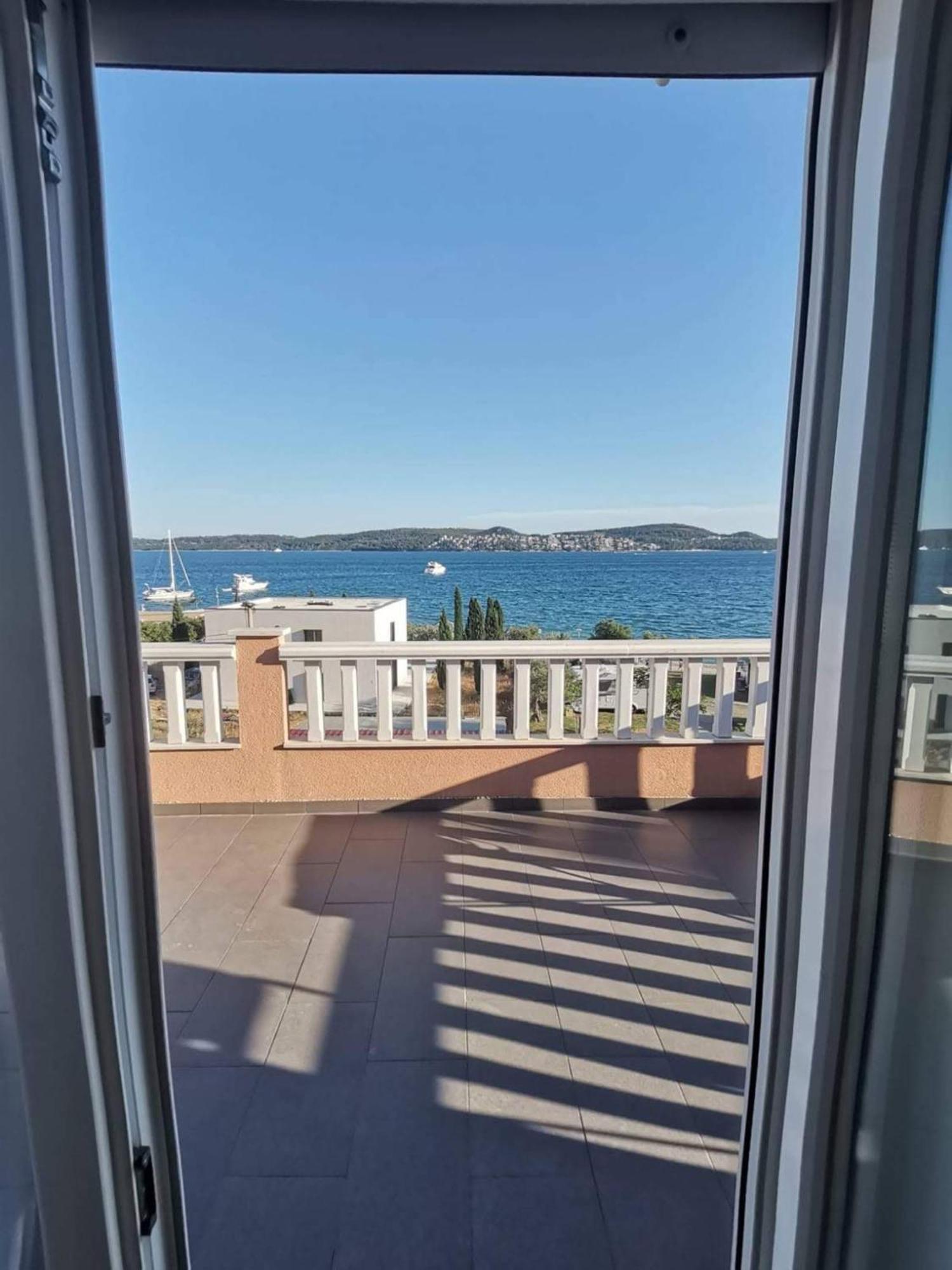 Apartment Lotus Trogir Oda fotoğraf