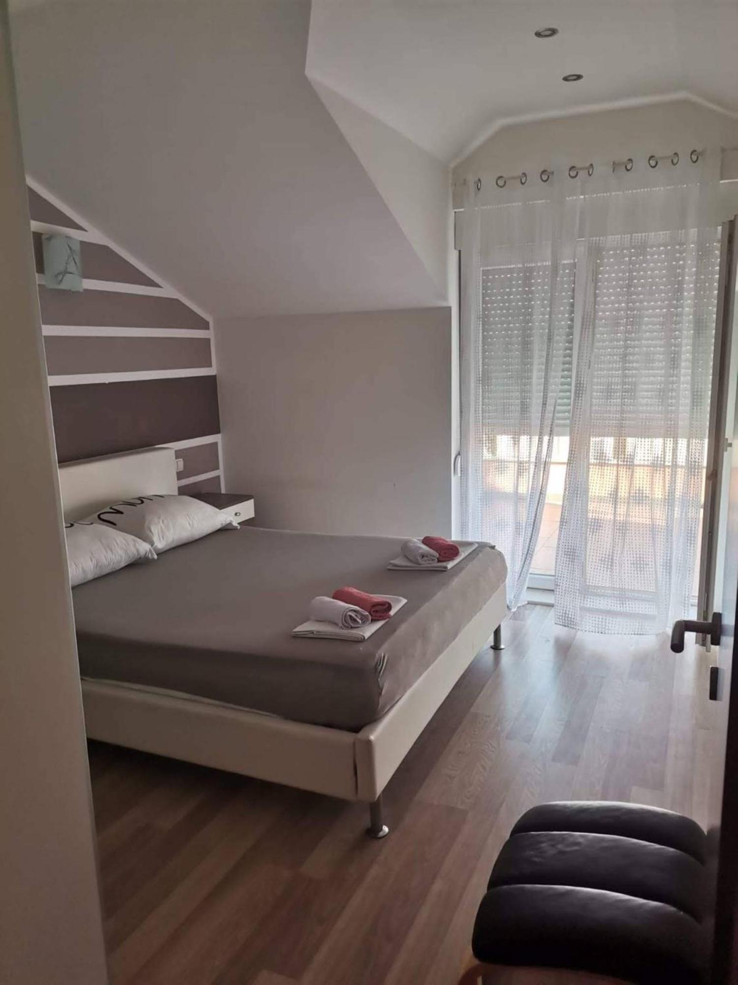 Apartment Lotus Trogir Oda fotoğraf
