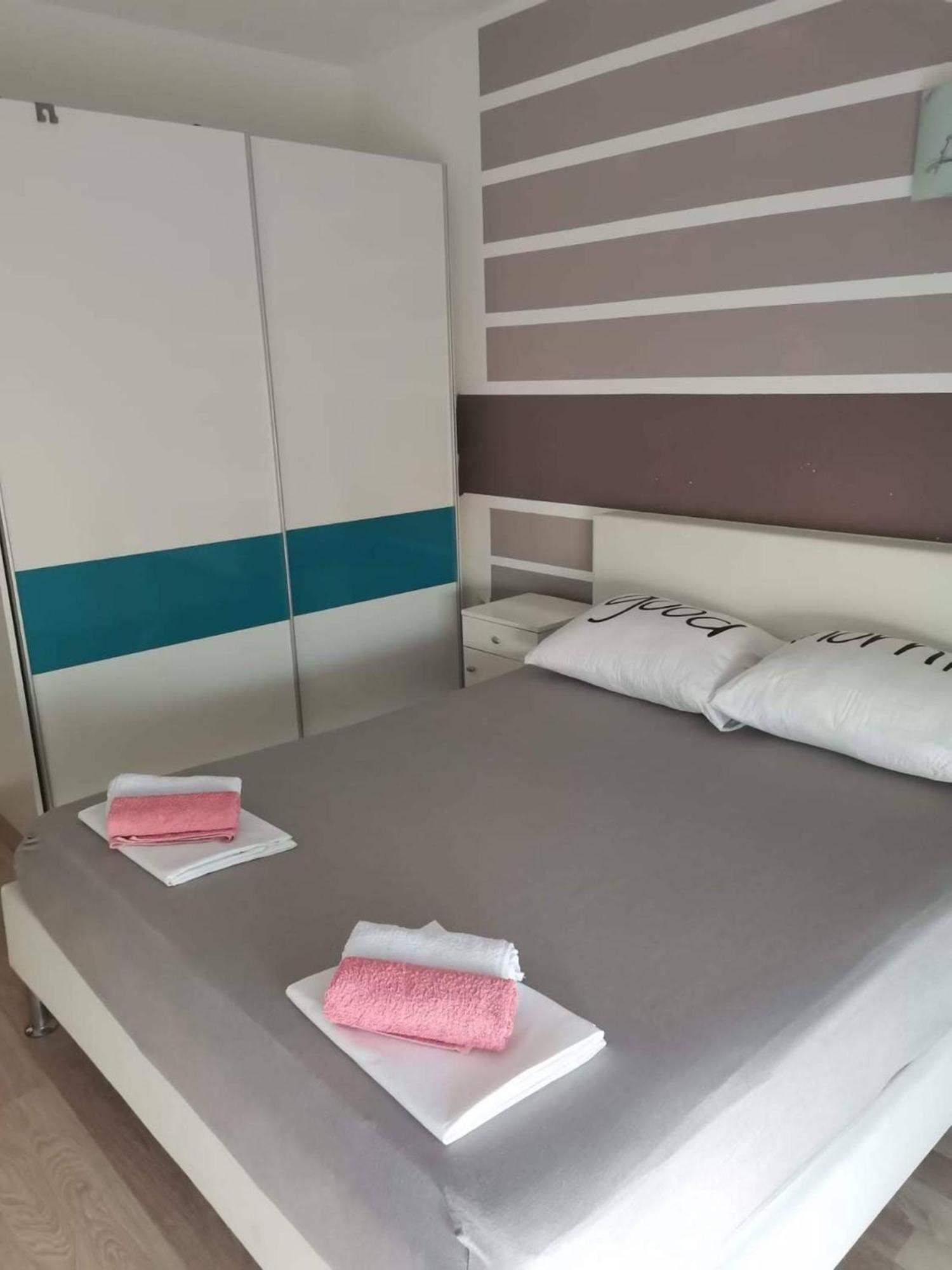 Apartment Lotus Trogir Oda fotoğraf